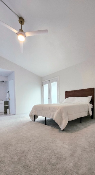 Building Photo - 1310 El Camino Real