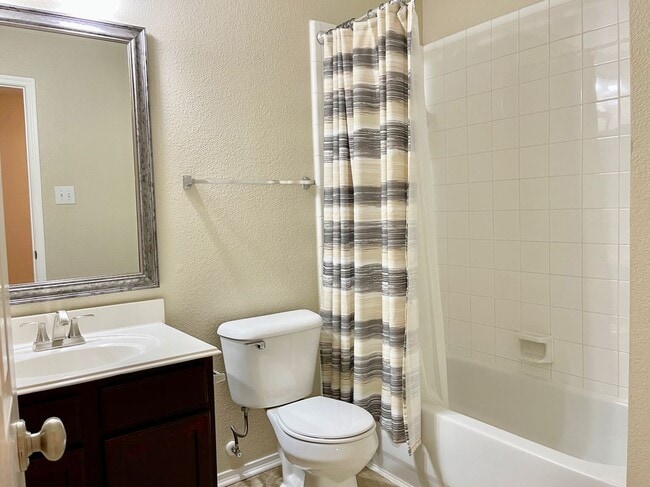 Building Photo - 2809 Arbury Dr