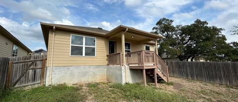 Building Photo - 15214 Pandion Dr