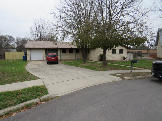 Primary Photo - 331 Trafalgar Rd