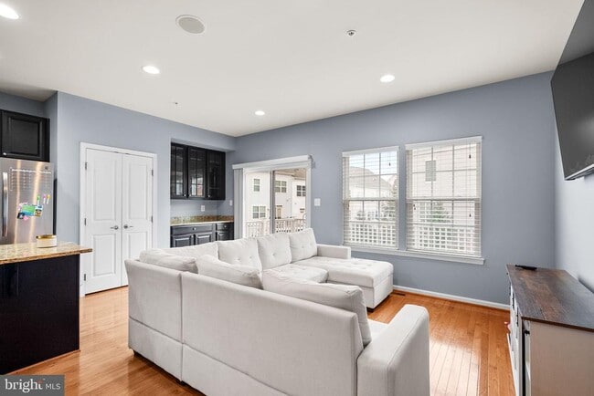 Building Photo - 14903 Rockcastle St