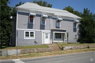 Building Photo - 701 N Main St