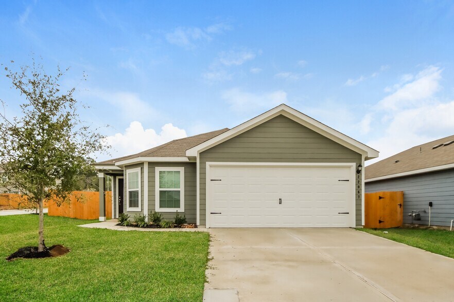 Primary Photo - 22067 Ellison Dr