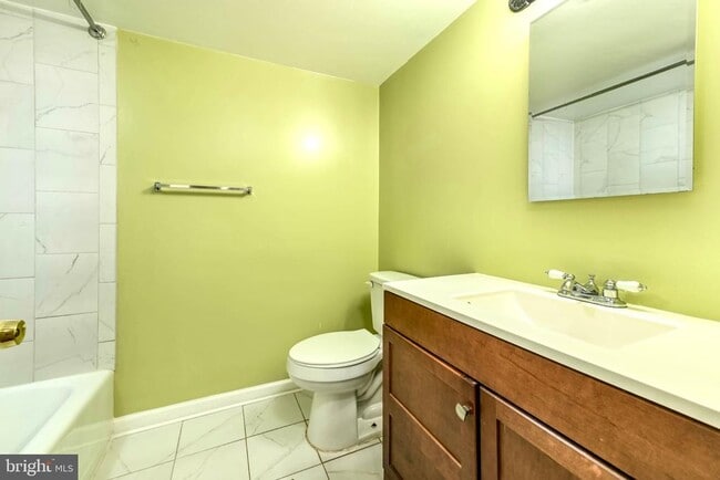 Building Photo - 1403 Northgate Square