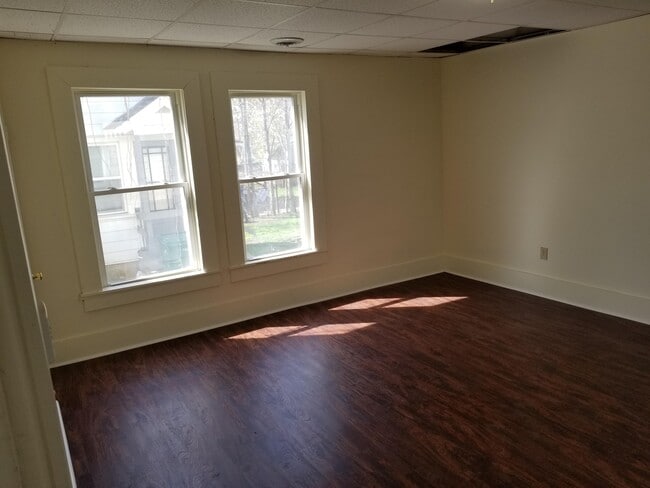 Building Photo - 113 Fayette St