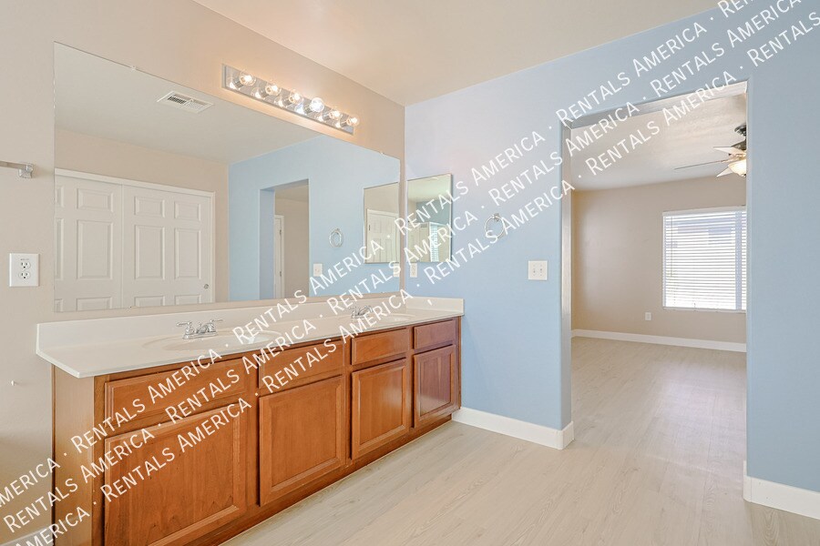 Building Photo - 35101 N 30th Ln