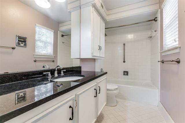 Building Photo - 11334 Park Central Pl