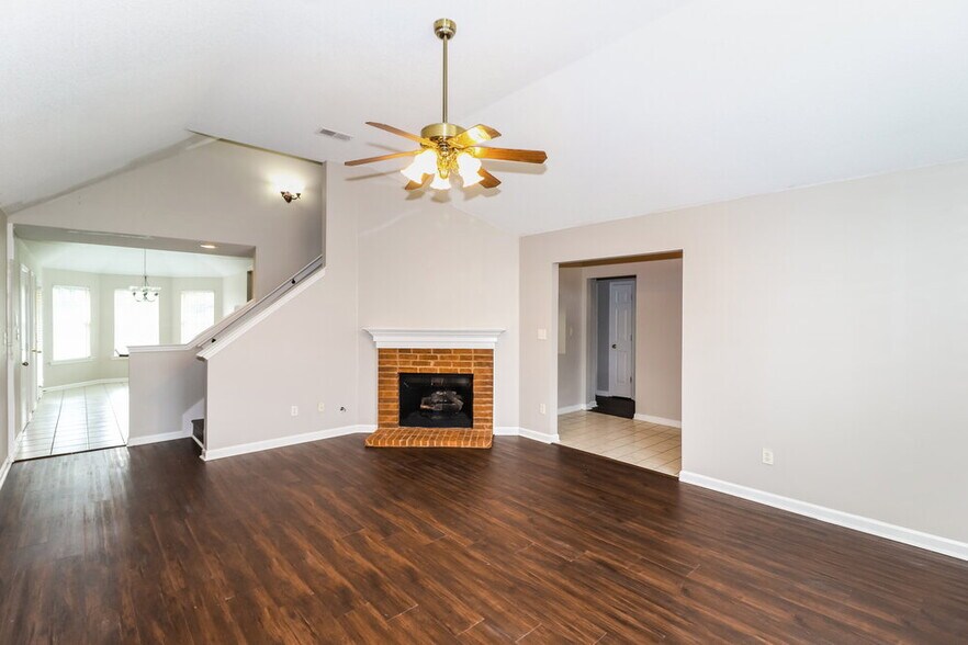 Building Photo - 11195 Cashmere Wood Dr