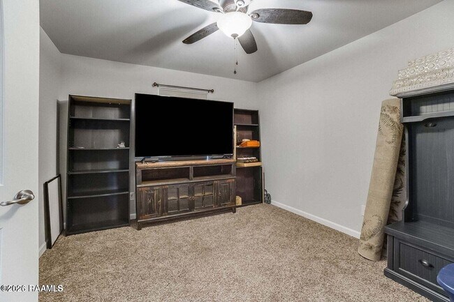 Building Photo - 135 Grace View Dr