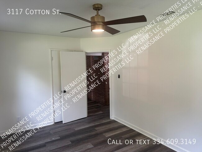 Building Photo - 3117 Cotton St
