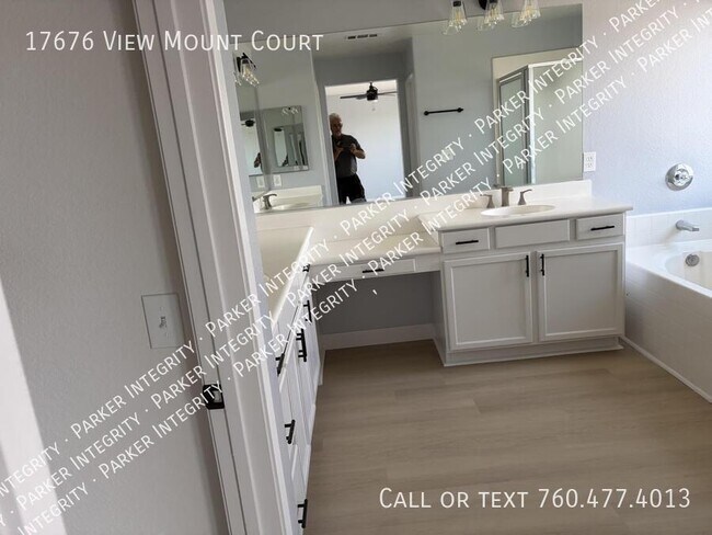 Building Photo - 17676 View Mt Ct