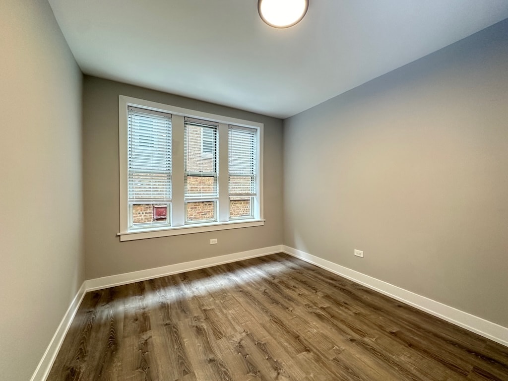 Building Photo - 434 W Aldine Ave