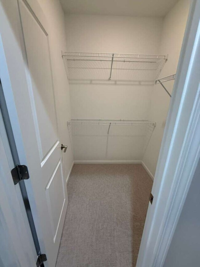 Building Photo - 128 Reids Cv Dr