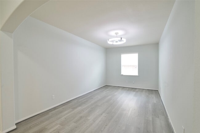 Building Photo - 3931 Medici Ct