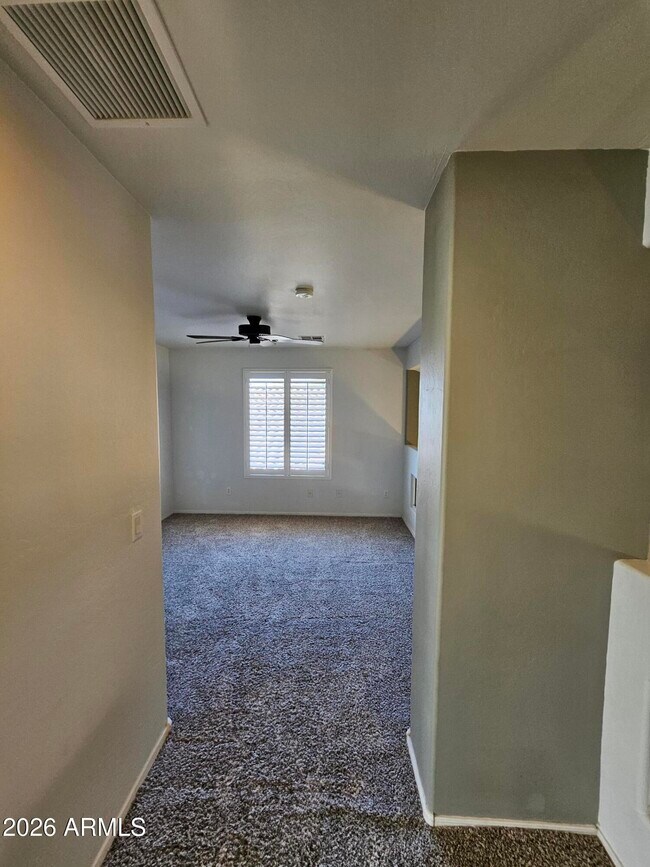 Building Photo - 3841 E Minton St