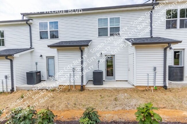 Building Photo - 632 Hadley Vlg Blvd