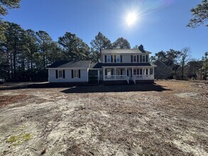 Building Photo - 879 Foxcroft Dr