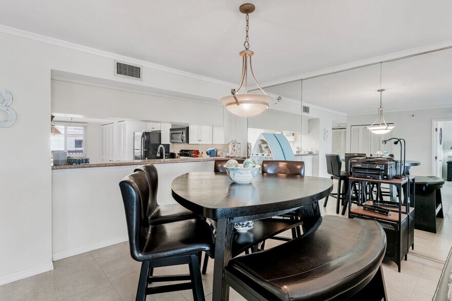 Building Photo - 18400 Gulf Blvd