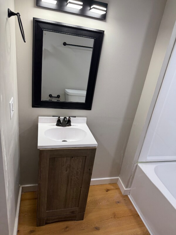 Building Photo - 2139 W Walnut St