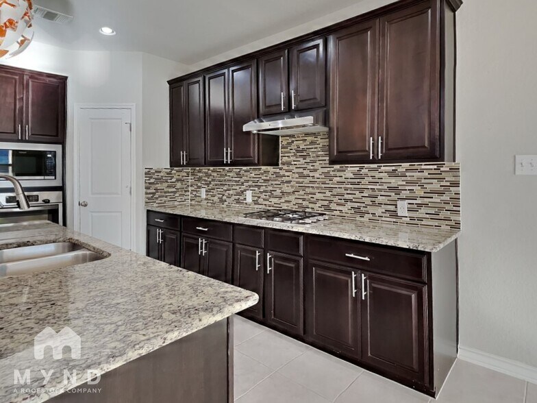 Building Photo - 7618 Rushing Creek