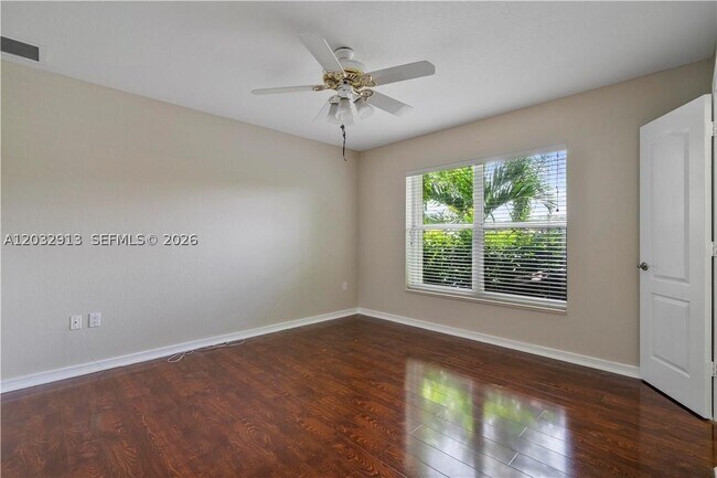 Building Photo - 4999 Chardonnay Dr