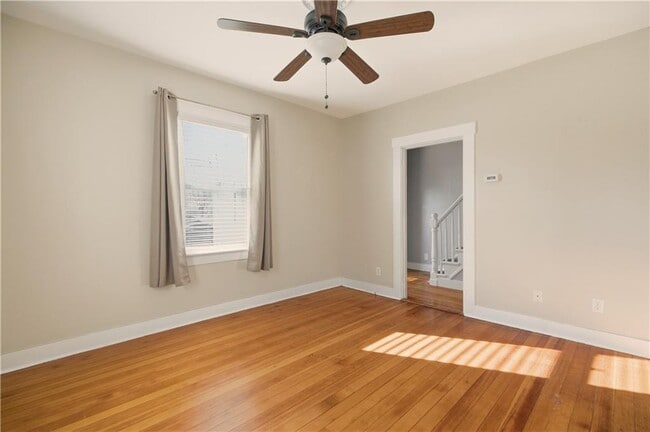 Building Photo - 65 Maple Ave