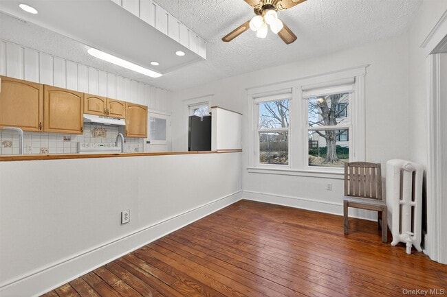 Building Photo - 27 Algernon St