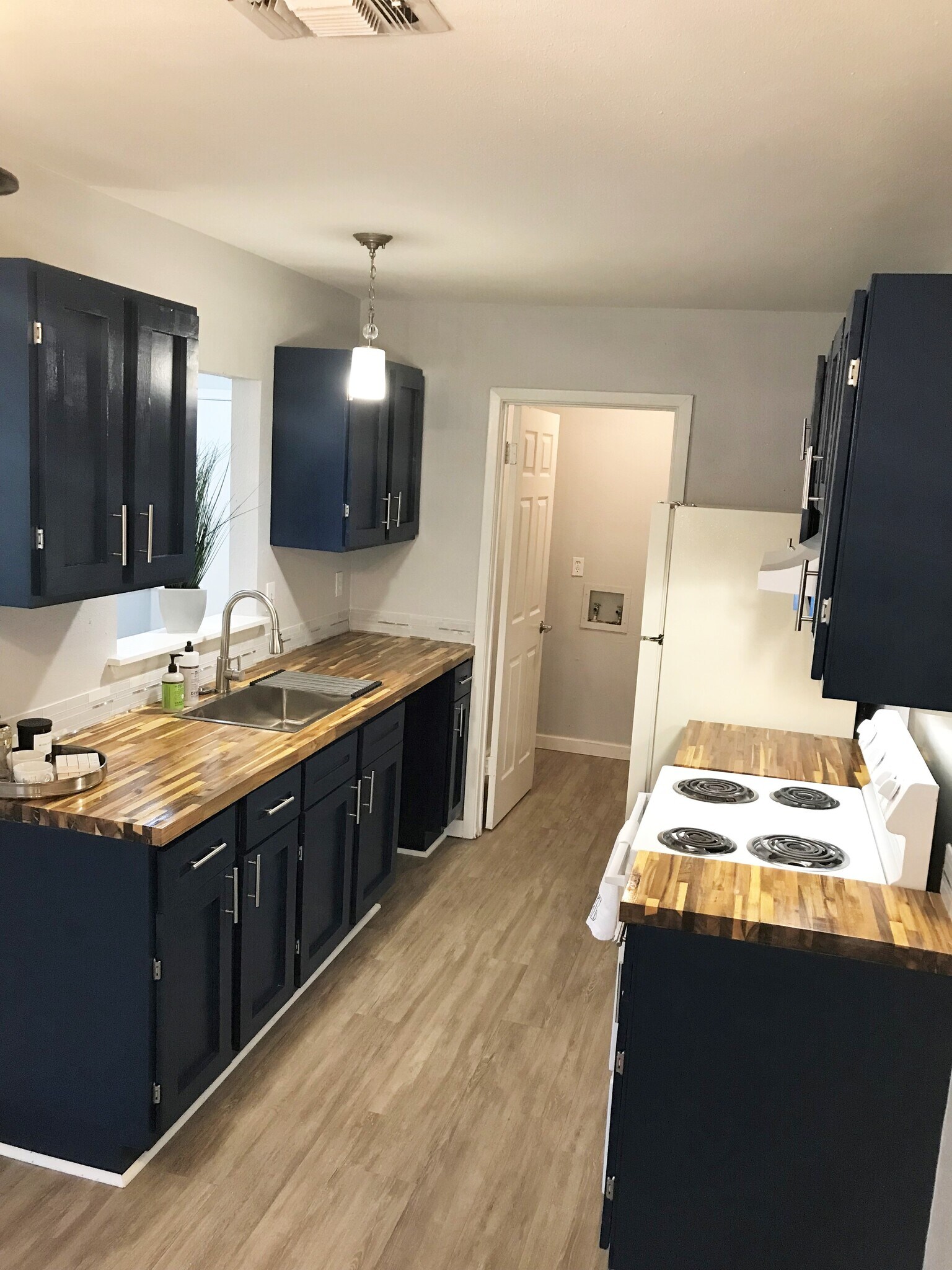 Kitchen and Laundry area - 10822 Green Brook Dr