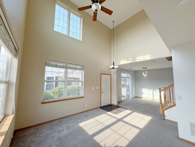 Building Photo - 2534 Hillsboro Blvd