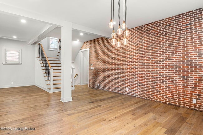 Building Photo - 11308 Peppermint St