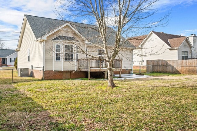 Building Photo - Fully Furnished | Bonus Room | Fenced Yard |No Backyard Neighbors!