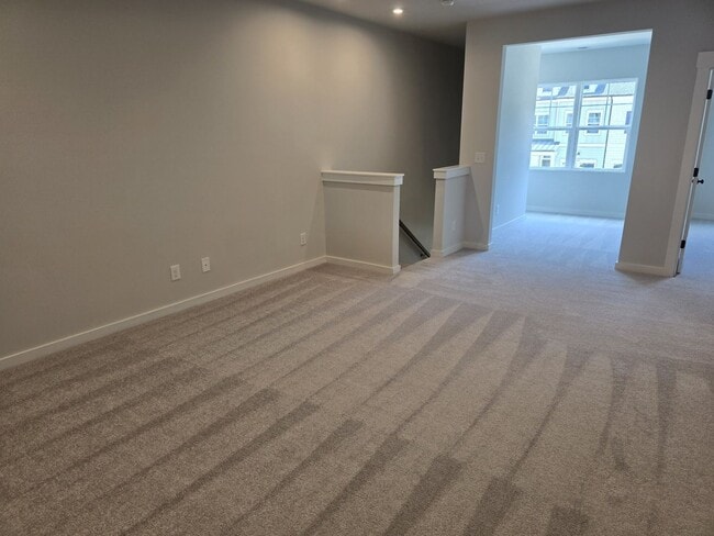Building Photo - Beautiful New Constuction 3BR/2.5BA Townhouse