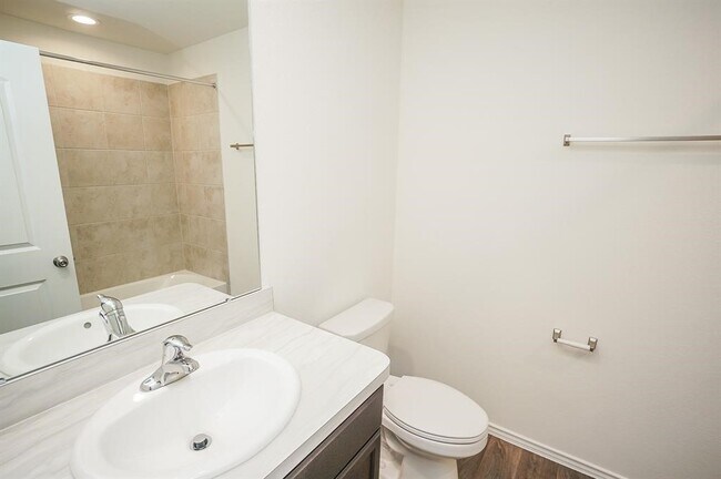 Building Photo - 5210 Becker Hills Ln