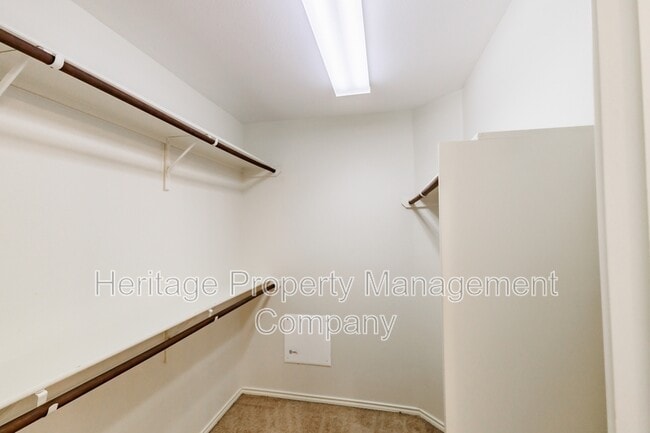 Building Photo - 26923 Trinity Heights
