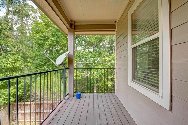 Building Photo - 26 Cheswood Manor Drive