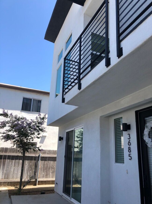 Building Photo - HAW - Herman Ave