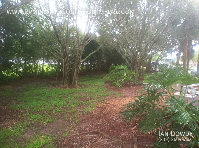 Building Photo - 13575 Eagle Ridge Dr