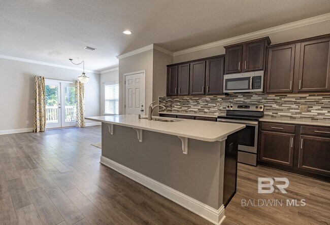 Building Photo - 6867 Spaniel Dr