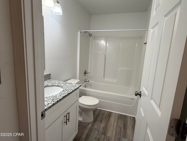 Building Photo - 130 Beulah Ave