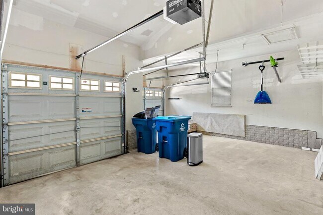 Building Photo - 43104 Baltusrol Terrace