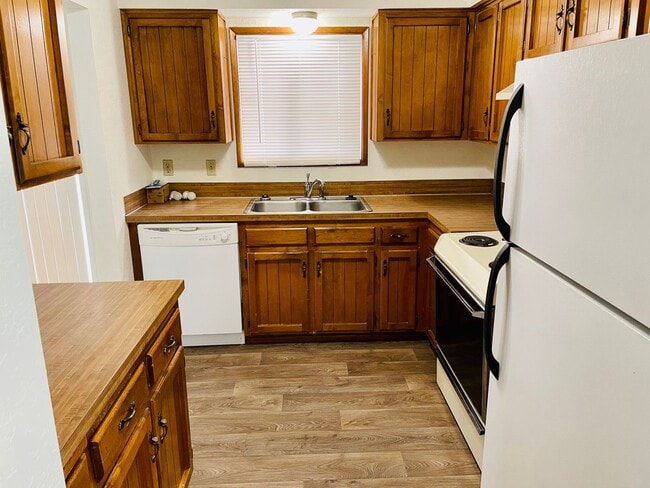 Building Photo - Wonderful South Salem Home in great neighborhood.