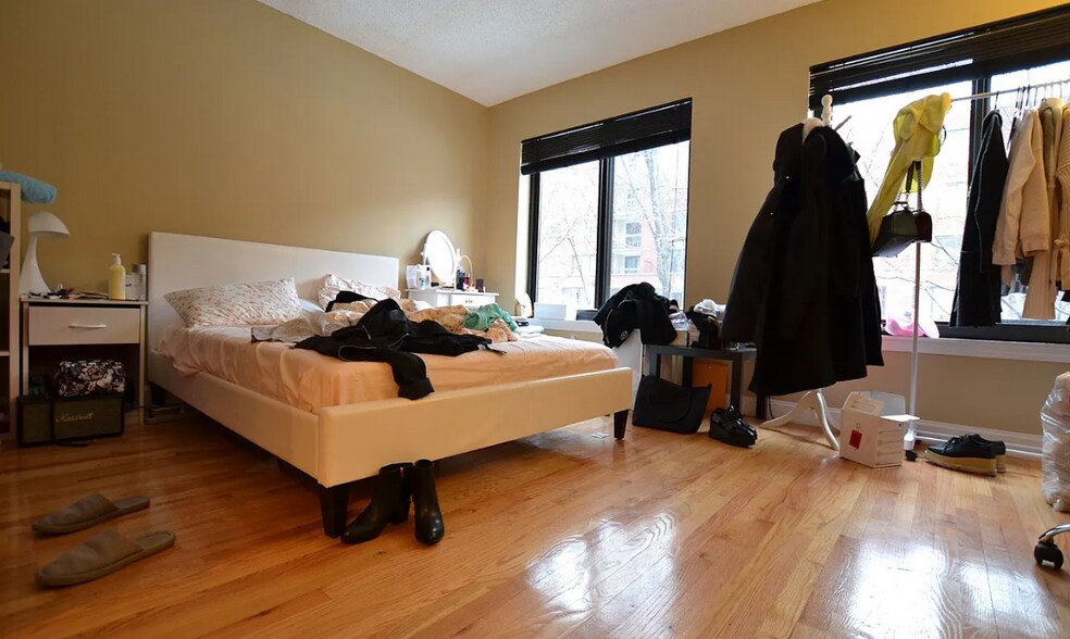 Building Photo - 85 Brainerd Rd