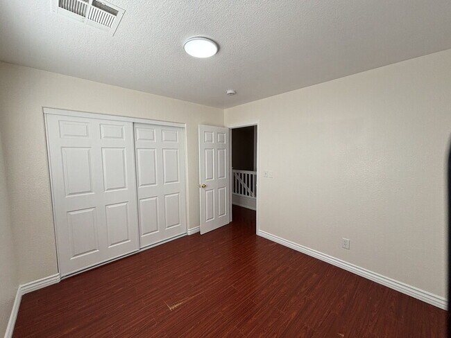 Building Photo - 5109 Meadow Rock Ave