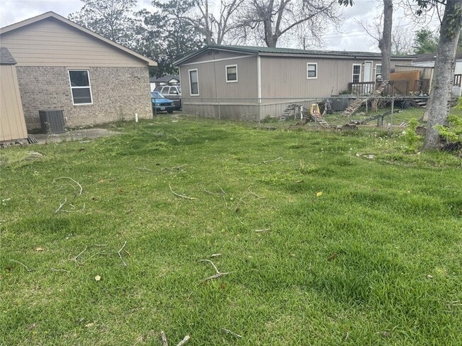 Building Photo - 11817 13th St