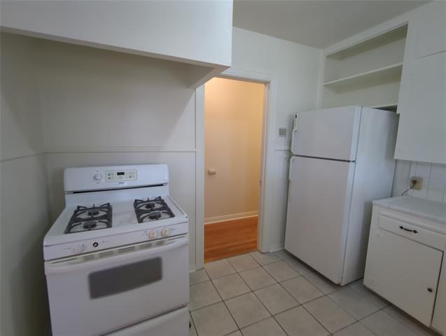 Building Photo - 5457 Longview St