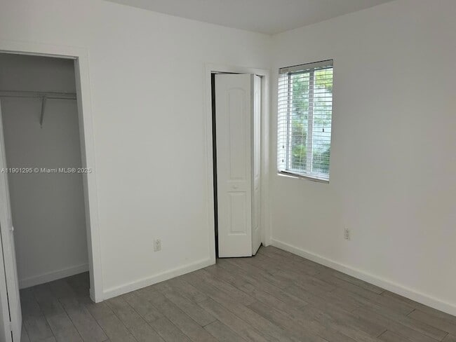Building Photo - 1601 Meridian Ave