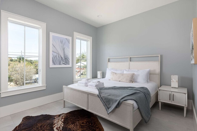 Building Photo - 226 George C Wallace Blvd