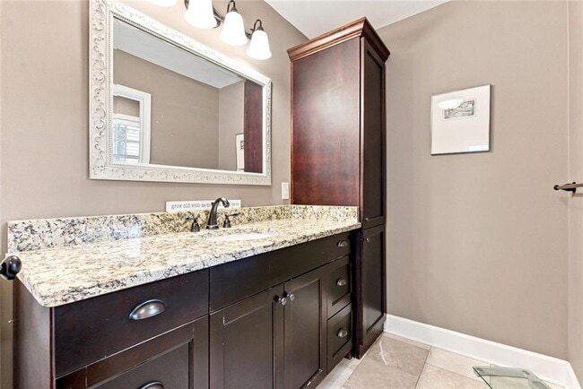 Building Photo - 4964 Buckline Crossing