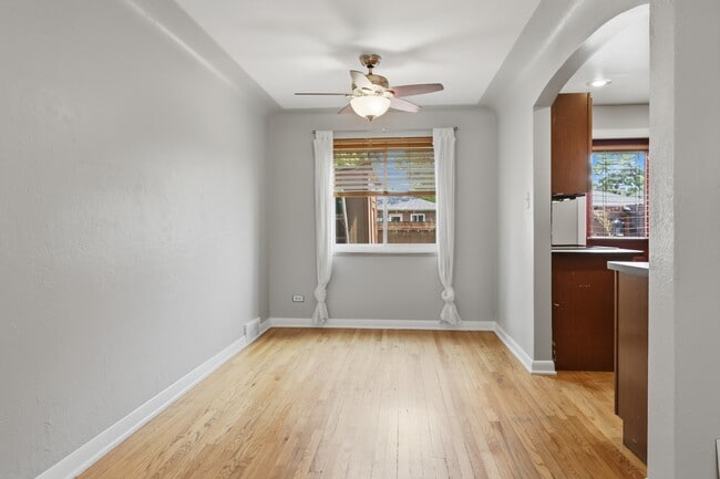Building Photo - 1316 Ivanhoe St