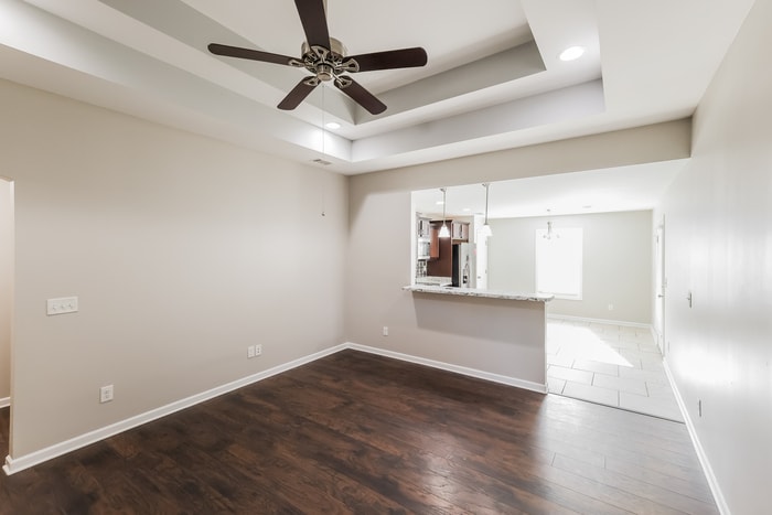 Building Photo - 16355 Pottery Ln